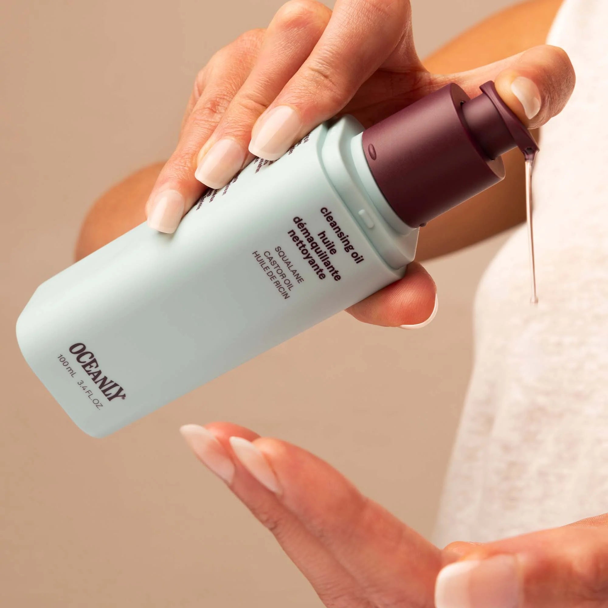 Revitalizing Cleansing Gel - View 3